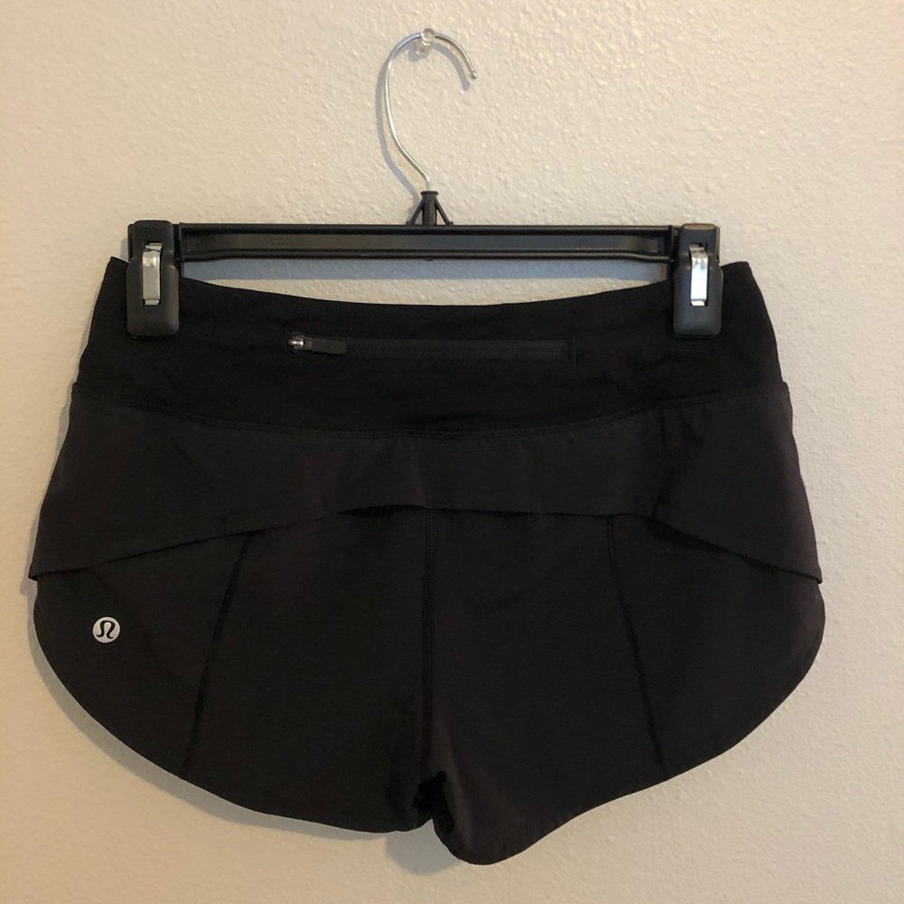 lululemon athletica shorts!